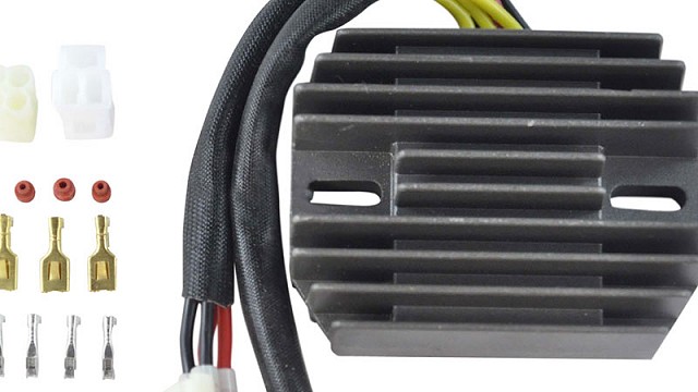 Feszültség szabályzó, gyújtás elektronika
